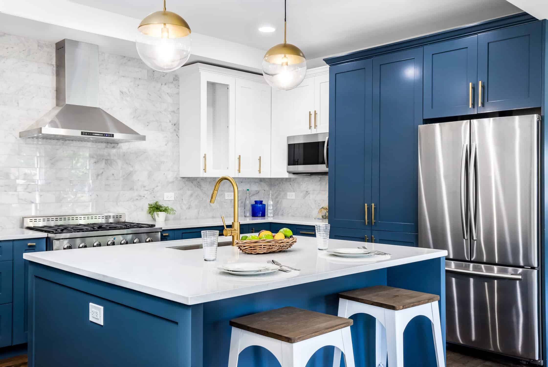 colored kitchen cabinets